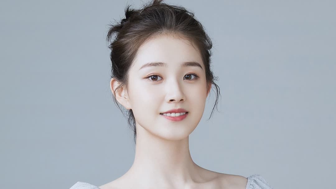 Quách Vũ Hân: Tiểu sử, sự nghiệp & TOP 10 phim ngắn ấn tượng