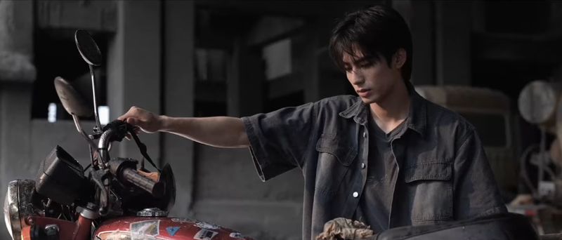 Preview “Chó Hoang Và Xương” Tập 1: Mùa hè ở “Đằng Thành”